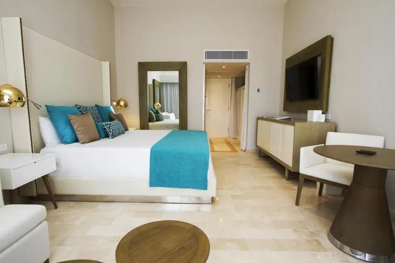 Royal Service At Paradisus Los Cabos - Image 1