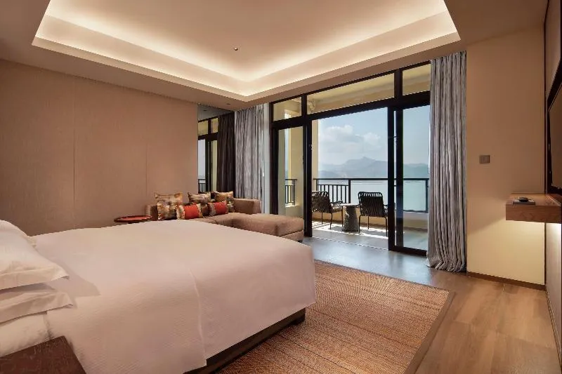 Doubletree By Hilton Huidong Resort - Image 1