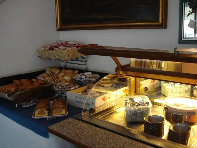 Hotel Roby - Image 1
