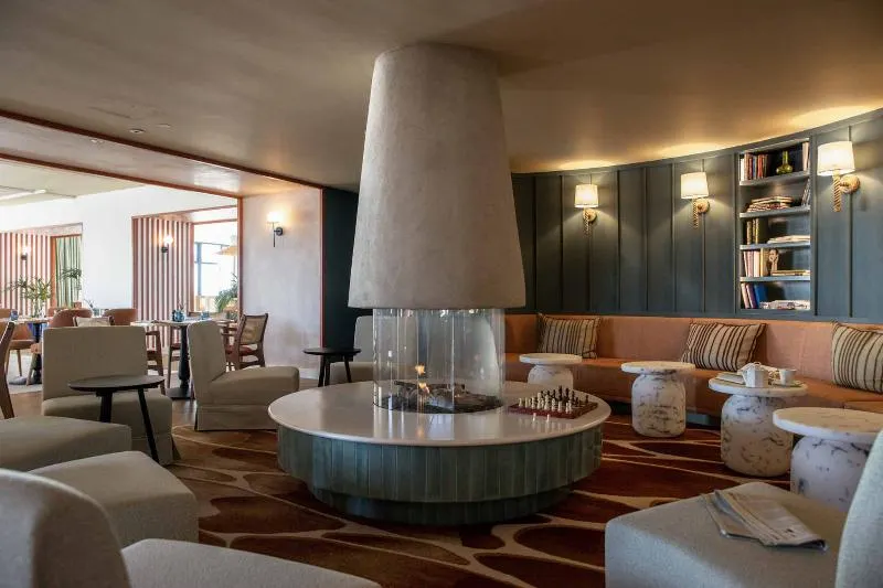 The Relais Cooden Beac - Image 1