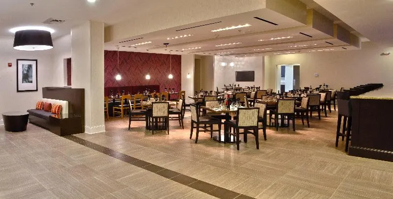 Holiday Inn CHARLOTTE-AIRPORT CONF CTR by IHG - Image 1