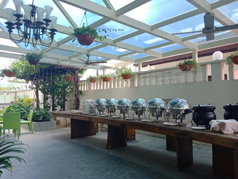 The Settlement Hotel - Image 1
