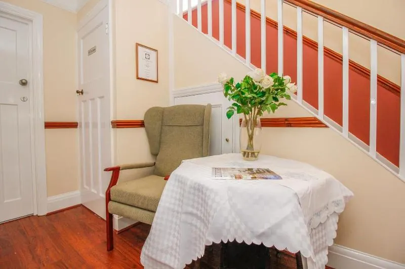Harris Guesthouse - Image 1