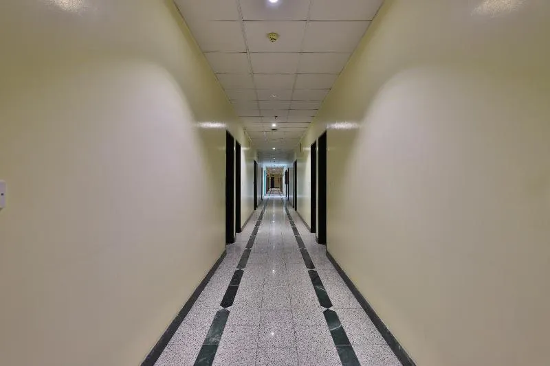 Al Hamra Palace Al Aswaq By OYO Rooms - Image 1