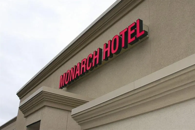 Monarch Hotel & Conference Center - Image 1