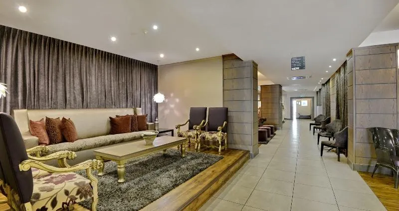 Fortis Hotel Manor - Image 1