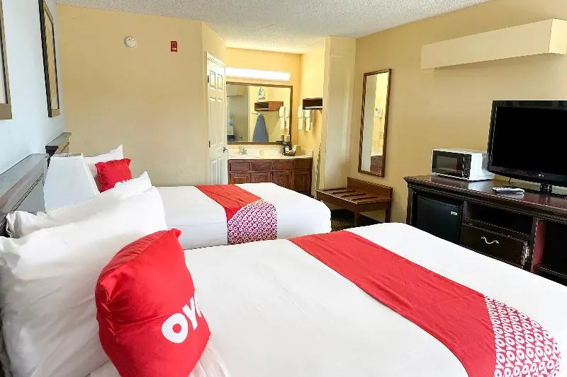 Bonita Lakes Inn by Capital O Meridian I20 - Image 1