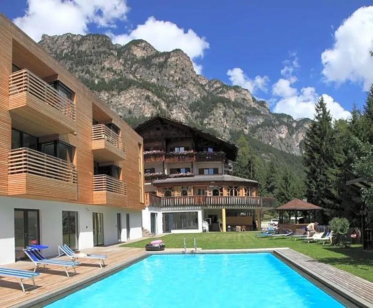 Hotel Pinv - Image 1