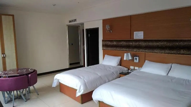 Schon Hotel - Image 1