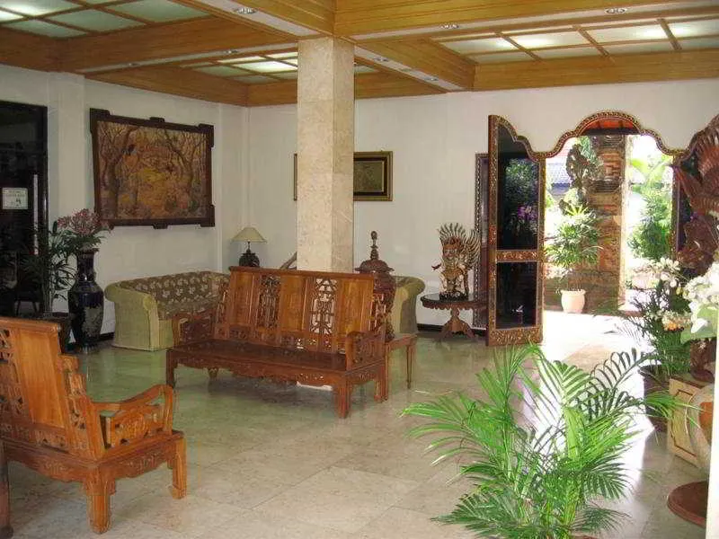 Ari Putri Hotel - Image 1