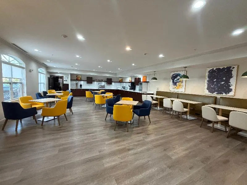 Country Inn & Suites by Radisson, Concord (Kannapolis), NC - Image 1
