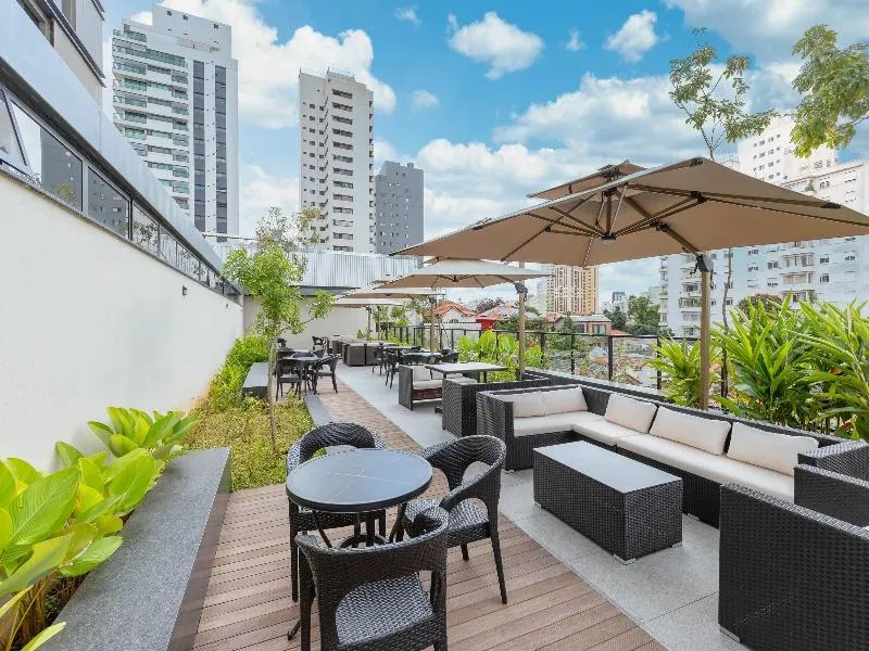 Wyndham Garden Sao Paulo Aclimacao - Image 1