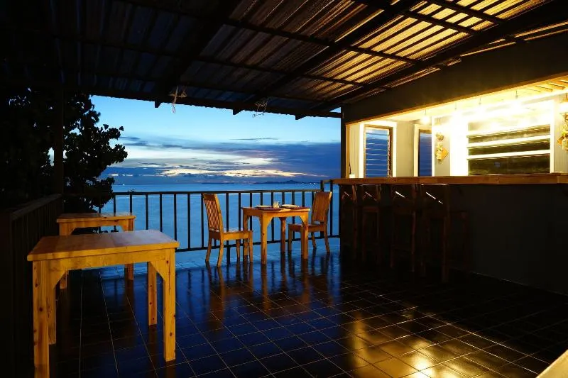 Paradise Beach Resort - Image 1