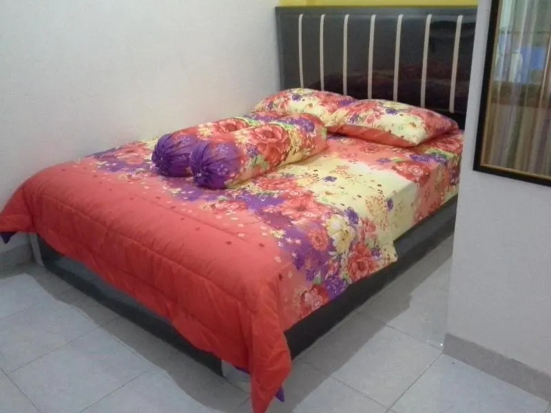 Pelangi Homestay - Image 1
