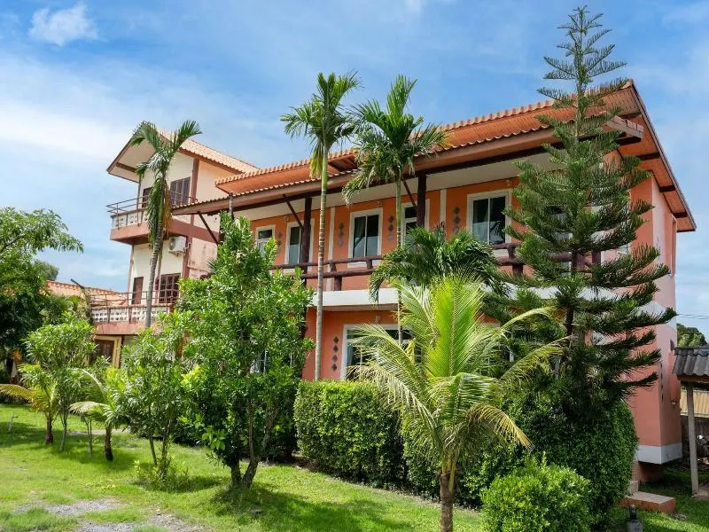 School Beach Resort - Image 1
