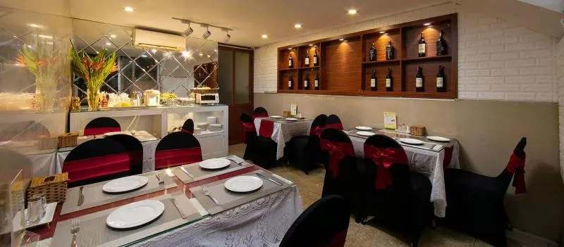 Ritz Boutique Hotel - Image 1