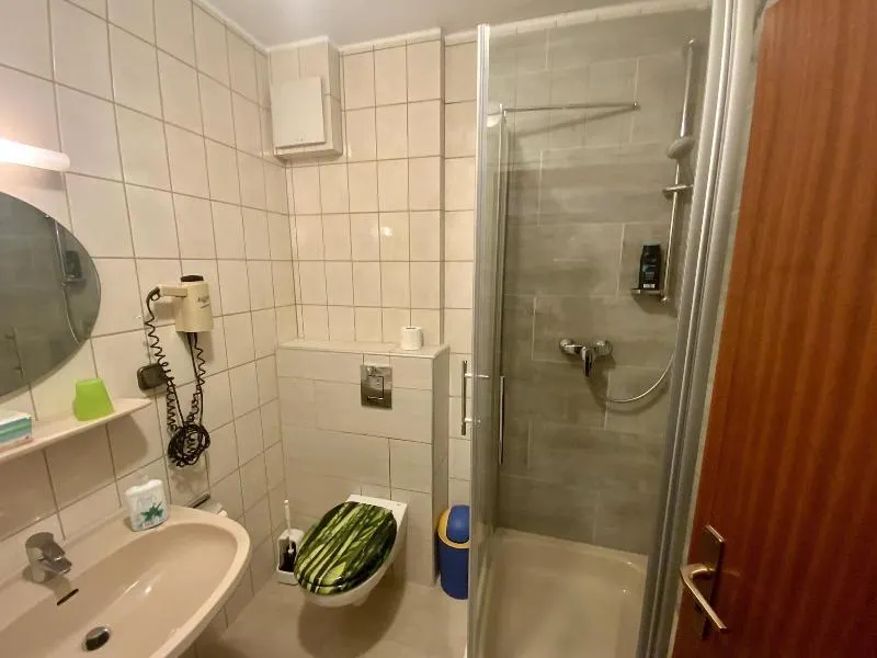 Hotel Attache Frankfurt Airport - Image 1
