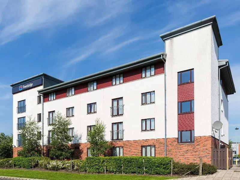 Travelodge Glasgow Braehead - Image 1