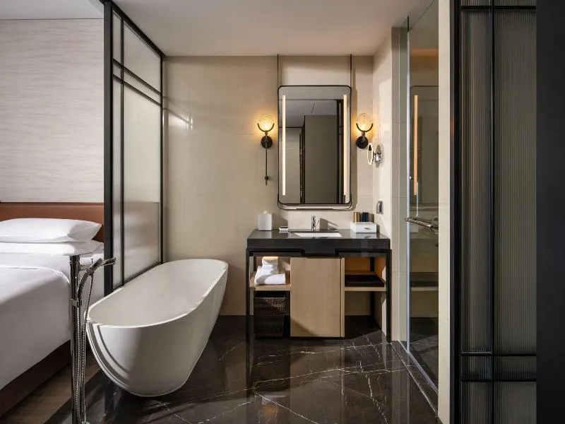 Sheraton Ningbo Xiangshan Resort - Image 1