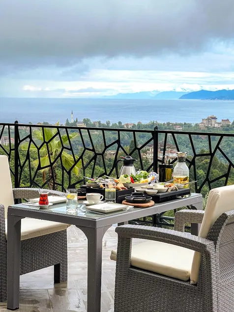 Cathan High Peak Resort - Image 1