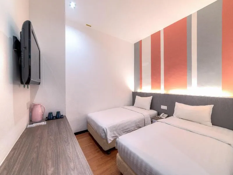 HelicoNia Hotel - Image 1