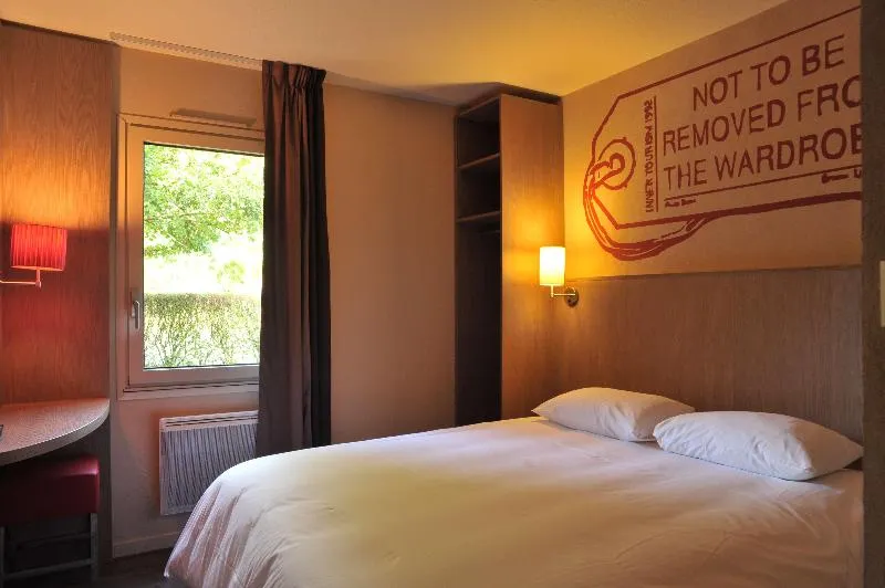 Kyriad Cholet - Image 1