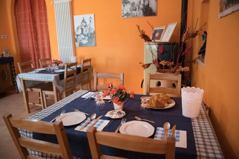 Red Rose Bed & Breakfast - Image 1
