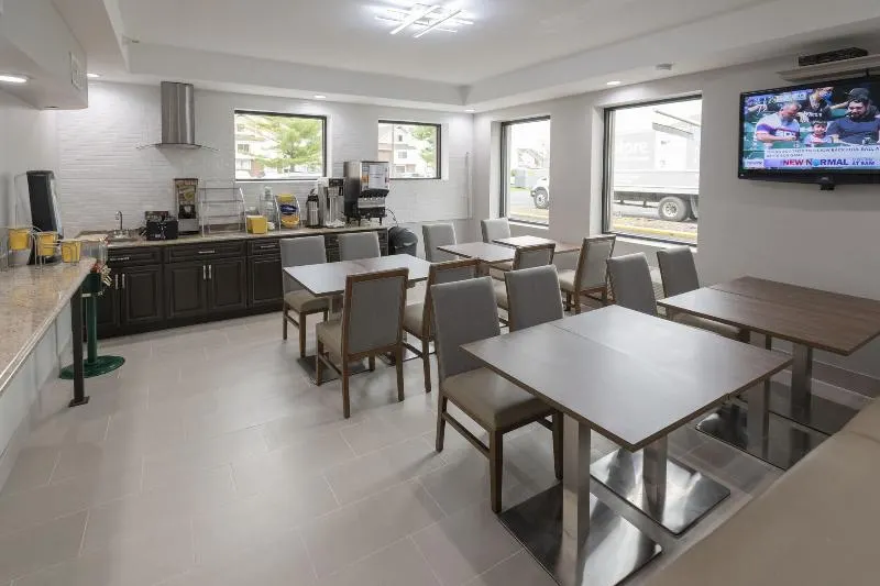 Wingate by Wyndham Fishkill - Image 1