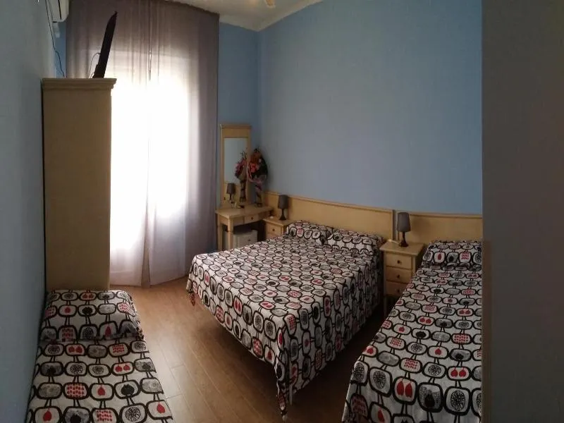 Hotel Torvaianica - Image 1
