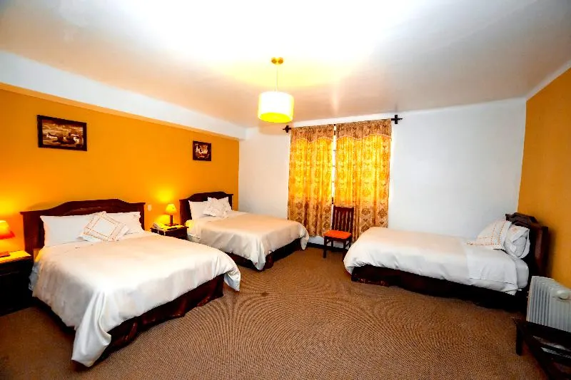 Yabar Loreto Boutique Hotel - Image 1