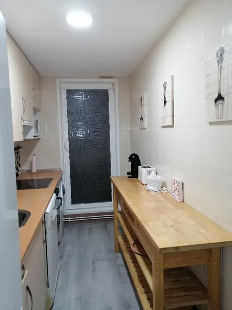Apartamento Dos Torres Bárbol Jacuzzi & Parking Privado - Image 1