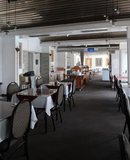Paphiessa Hotel - Image 1