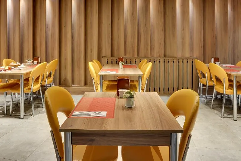 Grande Stella Hotel - Image 1