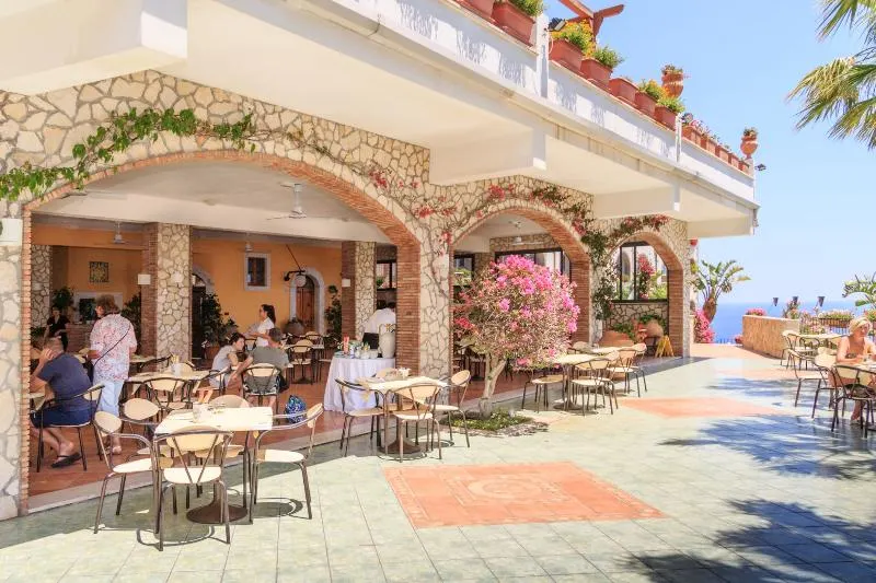 Hotel Olimpo-Le Terrazze - Image 1