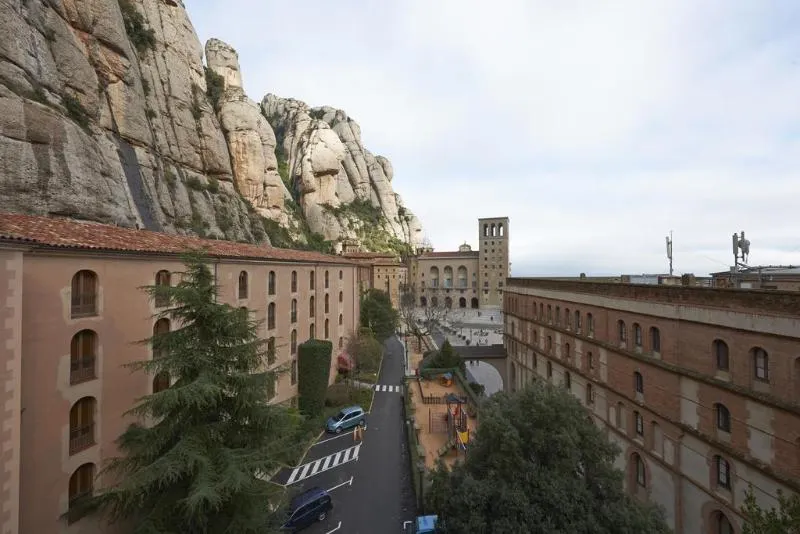 Cel.Les Abat Marcet - Image 1