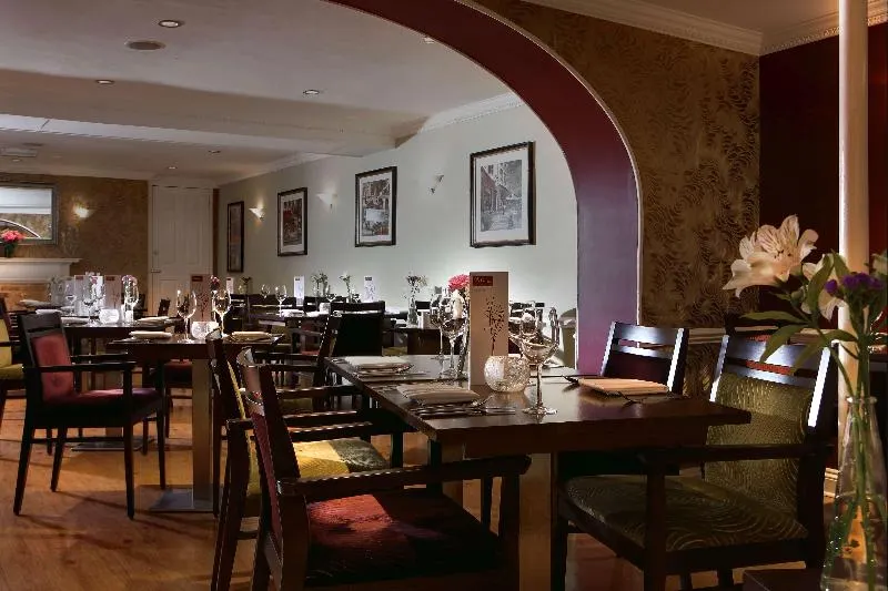 Best Western Wessex Royale Hotel & Restaurant Dorchester - Image 1