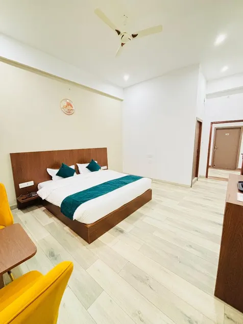 The Jim Corbett Inn - Image 1