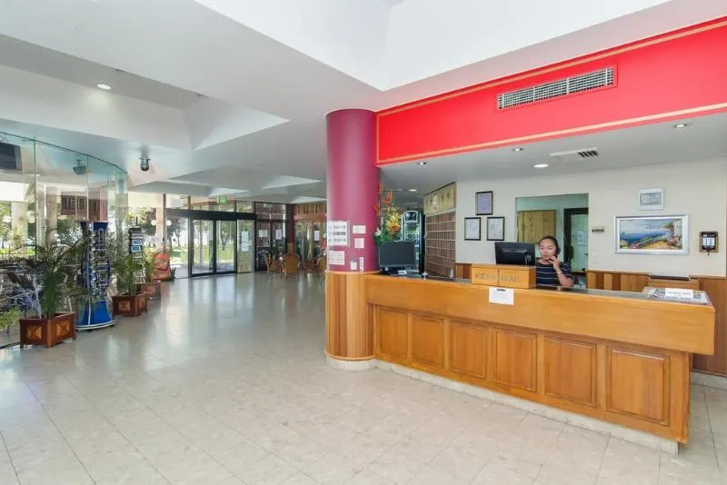 Acacia Court Hotel - Image 1