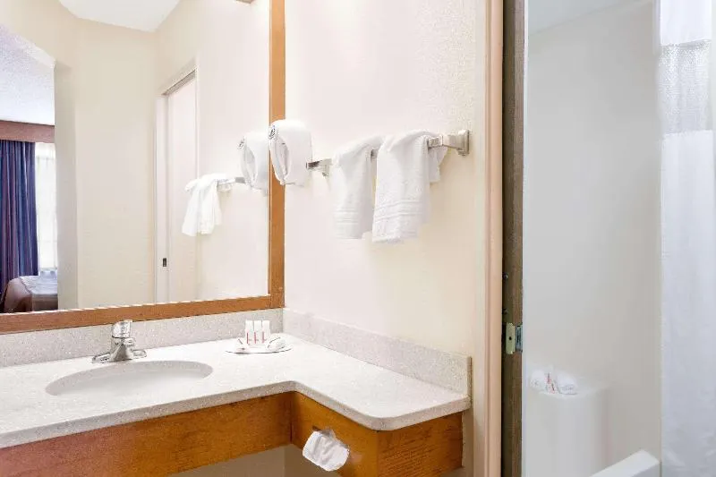 Travelodge Perry Ga - Image 1