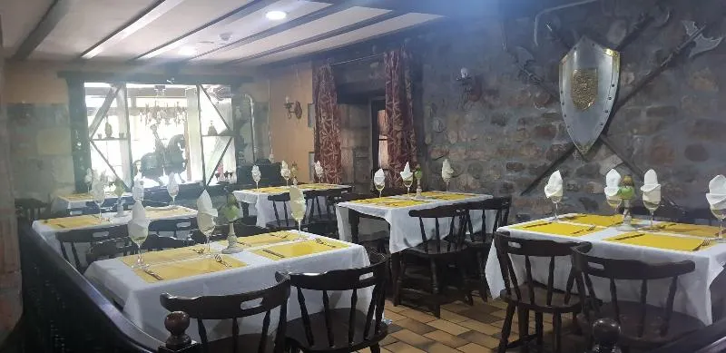 Posada Medieval El Manjon - Image 1