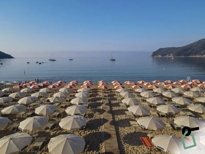 Hotiday Hotel Isola D'elba - Image 1