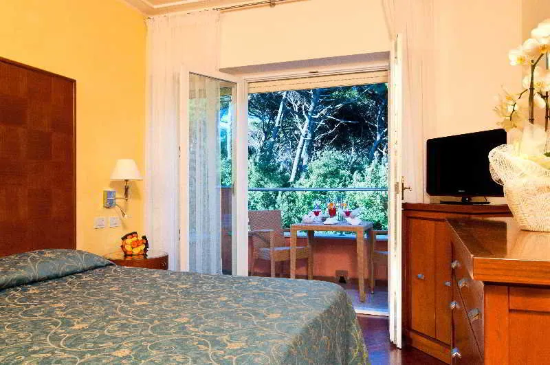 Versilia Palace - Image 1