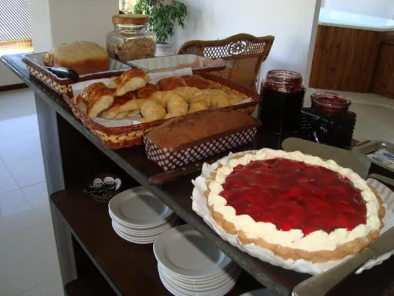 Altuen Hotel Suites & Spa - Image 1