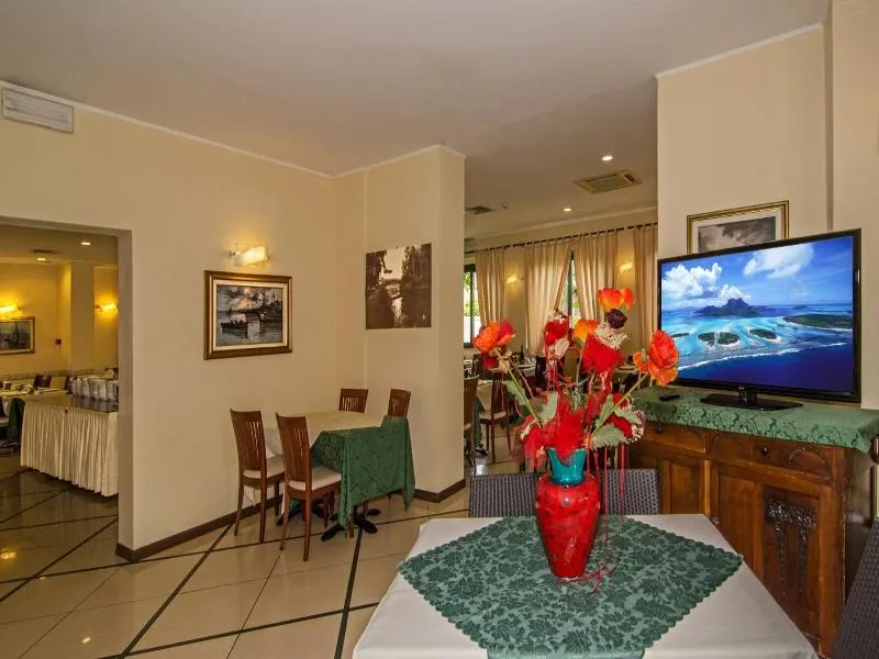 Hotel Villa Ombrosa - Image 1
