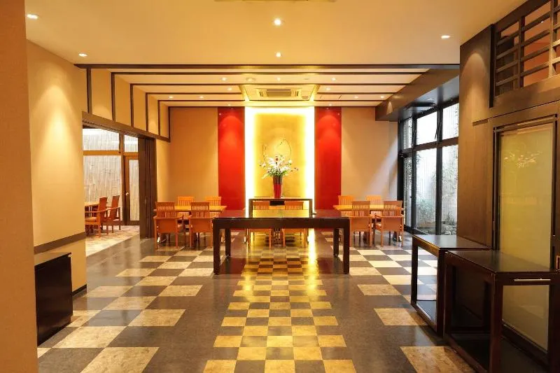 Hotel Sunroute Nara - Image 1