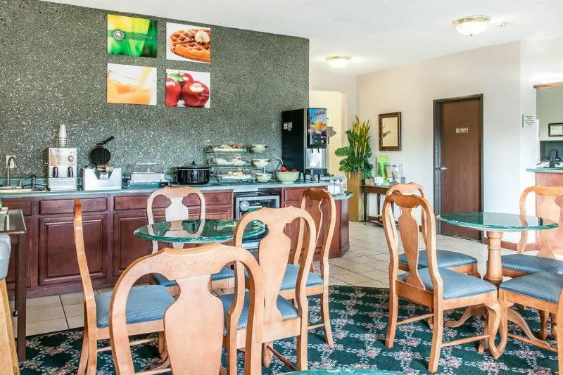 Comfort Inn Danville - Image 1