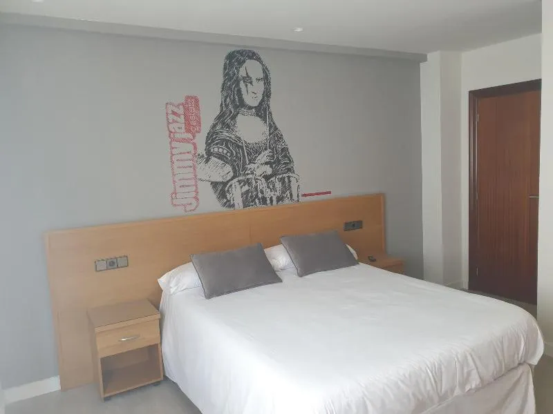 Hotel Arts - Gasteiz Centro - Image 1