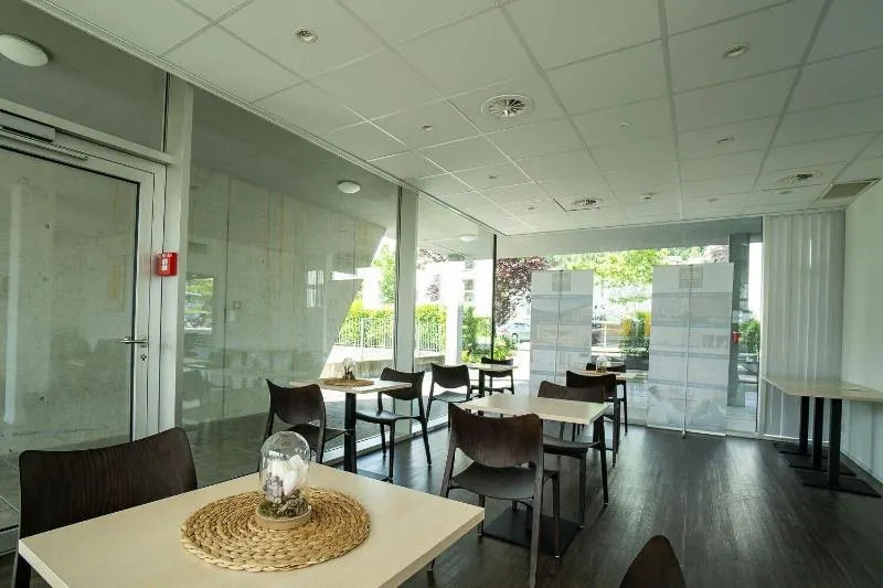 Hine Adon Hotel Bern Airport - Image 1