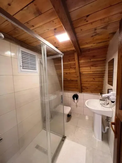 Madağ Bungalov - Image 1