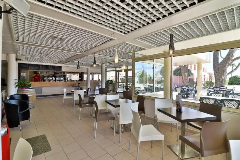 L'Oustal Del Mar - Image 1